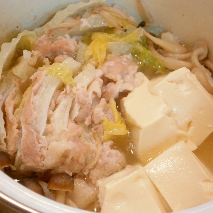 白菜・豚肉の塩鍋